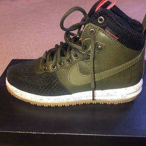 Men’s Nike Lunar force Duckboot! 🔥🔥🔥